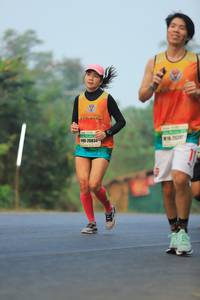 BIB: 42513
                            <button type="button" onclick="openModal(7959146)" class="btn btn-primary btn-sm float-right btn-popup" data-toggle="modal" data-target=".modal-high-quality">
                        <i class="fas fa-shopping-cart"></i> Add to Cart
                    </button>
                                            <button type="button" onclick="isThisMe(7959146, true)" class="btn btn-success btn-sm float-right btn-popup btn-isme hidden" data-toggle="tooltip" data-placement="bottom" title="นี่คือรูปของคุณใช่ไหม คลิกที่นี่เพื่อเอาเข้าอัลบั้ม">
                        <i class="fas fa-plus"></i> Add to album
                    </button>
                    <button type="button" onclick="isThisMe(7959146, false)" class="btn btn-warning btn-sm float-right btn-popup btn-isnotme hidden">
                        <i class="fas fa-ban"></i> Remove from album
                    </button>